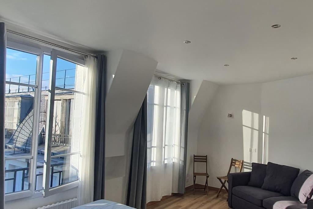 Studio De Charme Toits Parisiens Extérieur photo